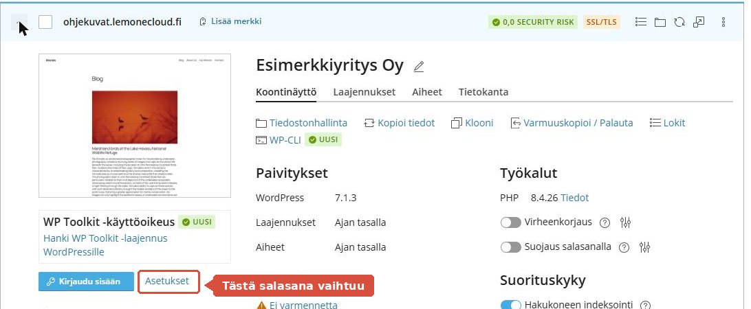 WP Toolkitin sivustokortti, jossa Asetukset-linkki on korostettu